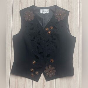 John Meyer Women’s Size 10 Floral Embroidered Leather Patch Beaded Vest Black